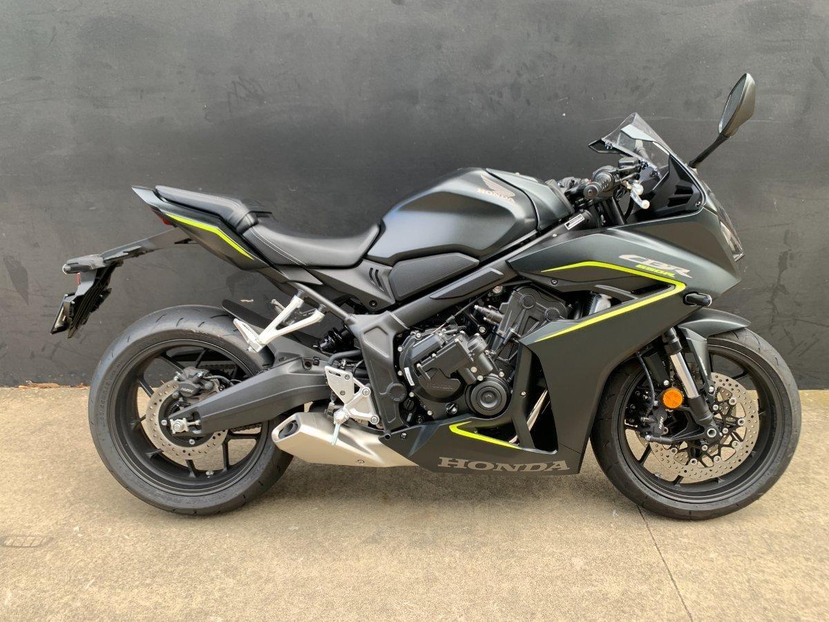 2026 HONDA CBR650R E-CLUTCH SPORTS