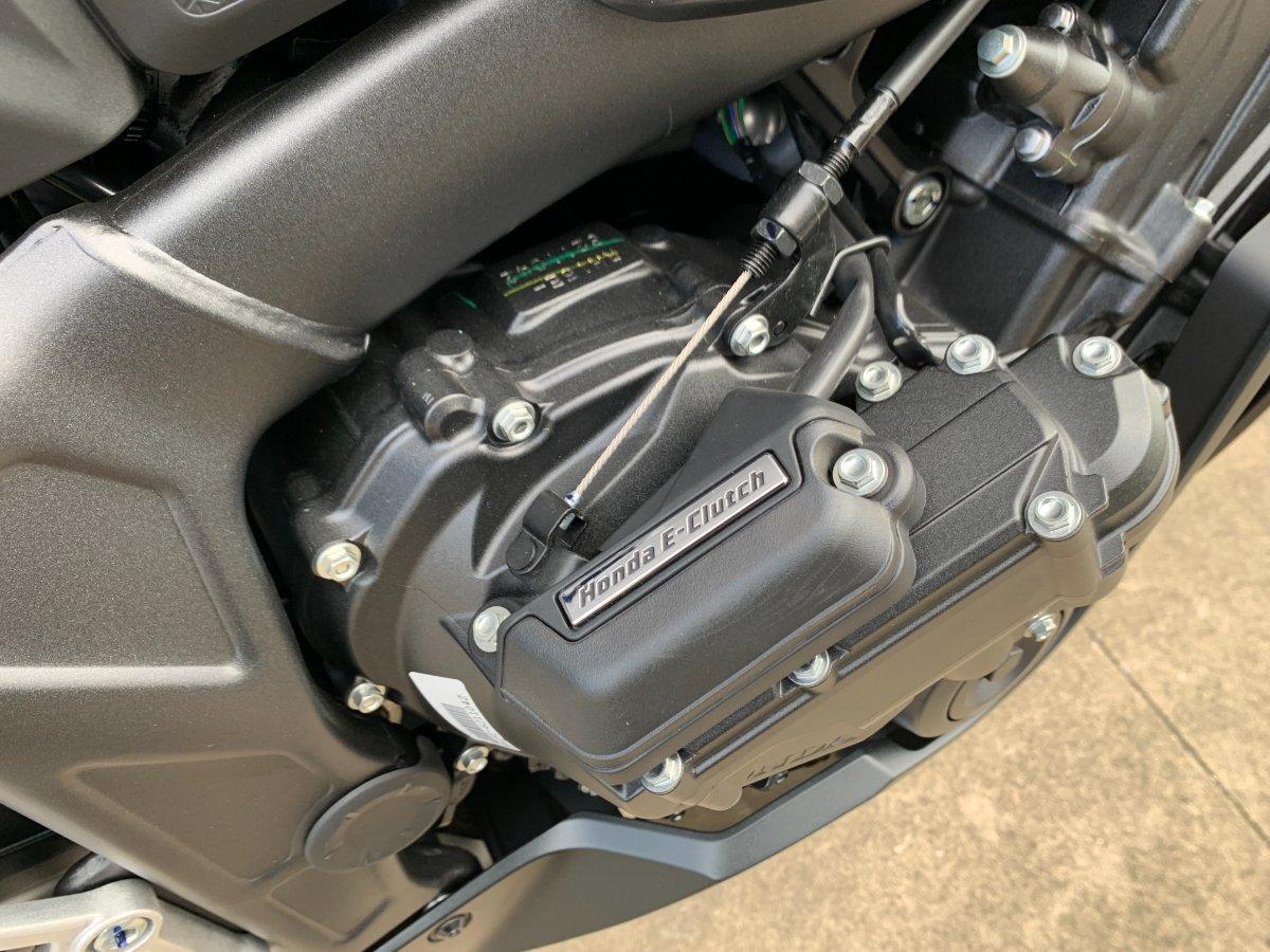 2026 HONDA CBR650R E-CLUTCH SPORTS