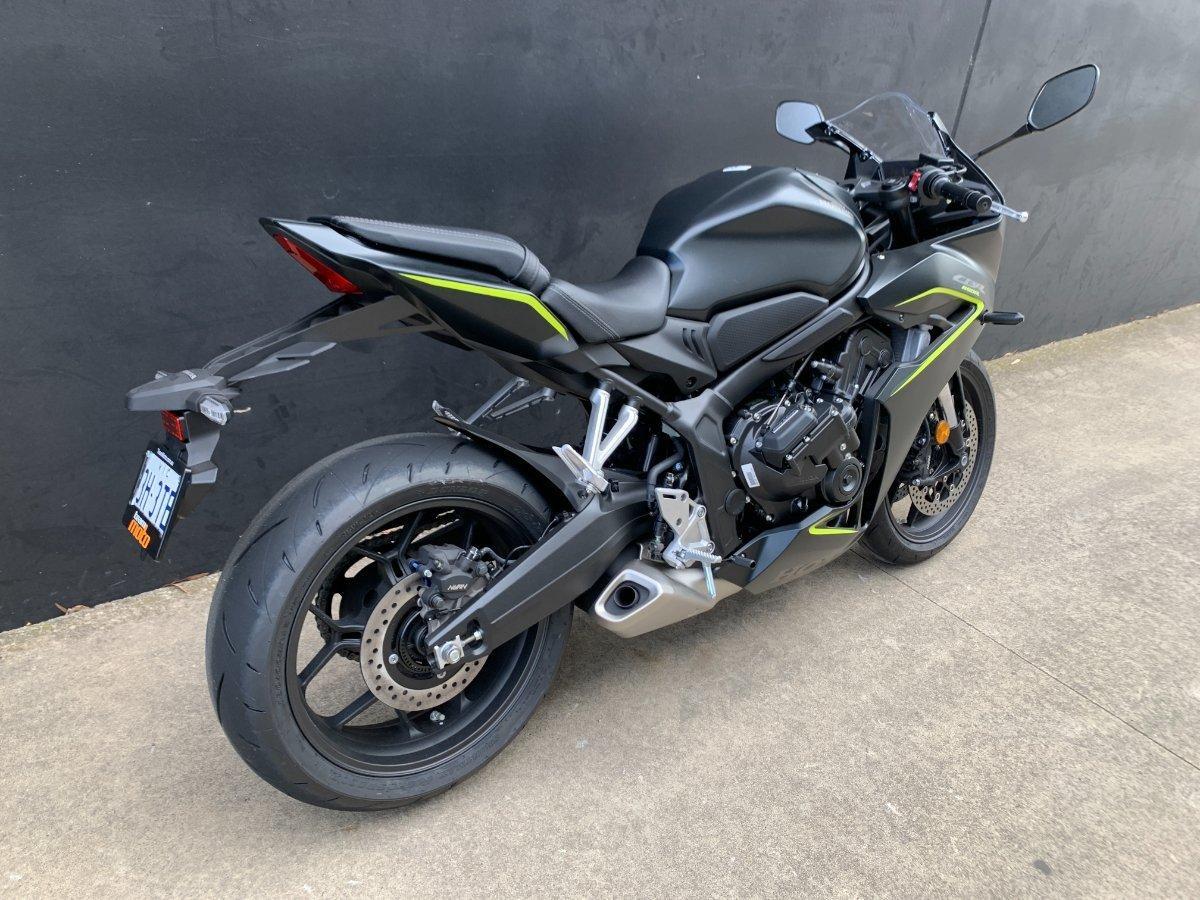 2026 HONDA CBR650R E-CLUTCH SPORTS