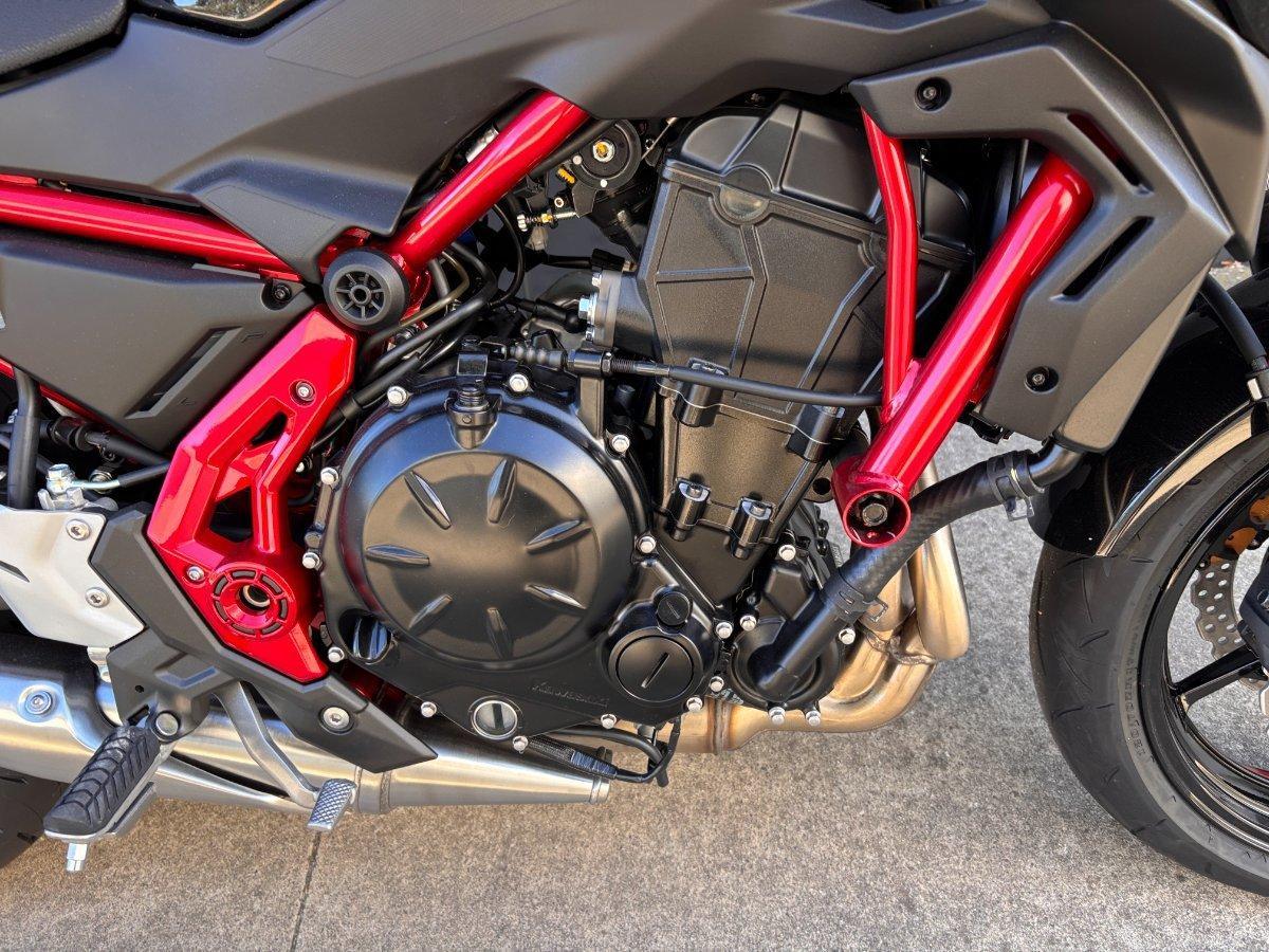 2025 KAWASAKI Z650 RS ROAD