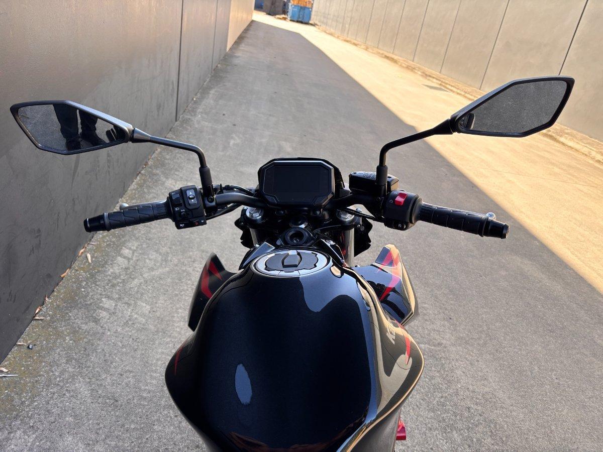2025 KAWASAKI Z650 RS ROAD