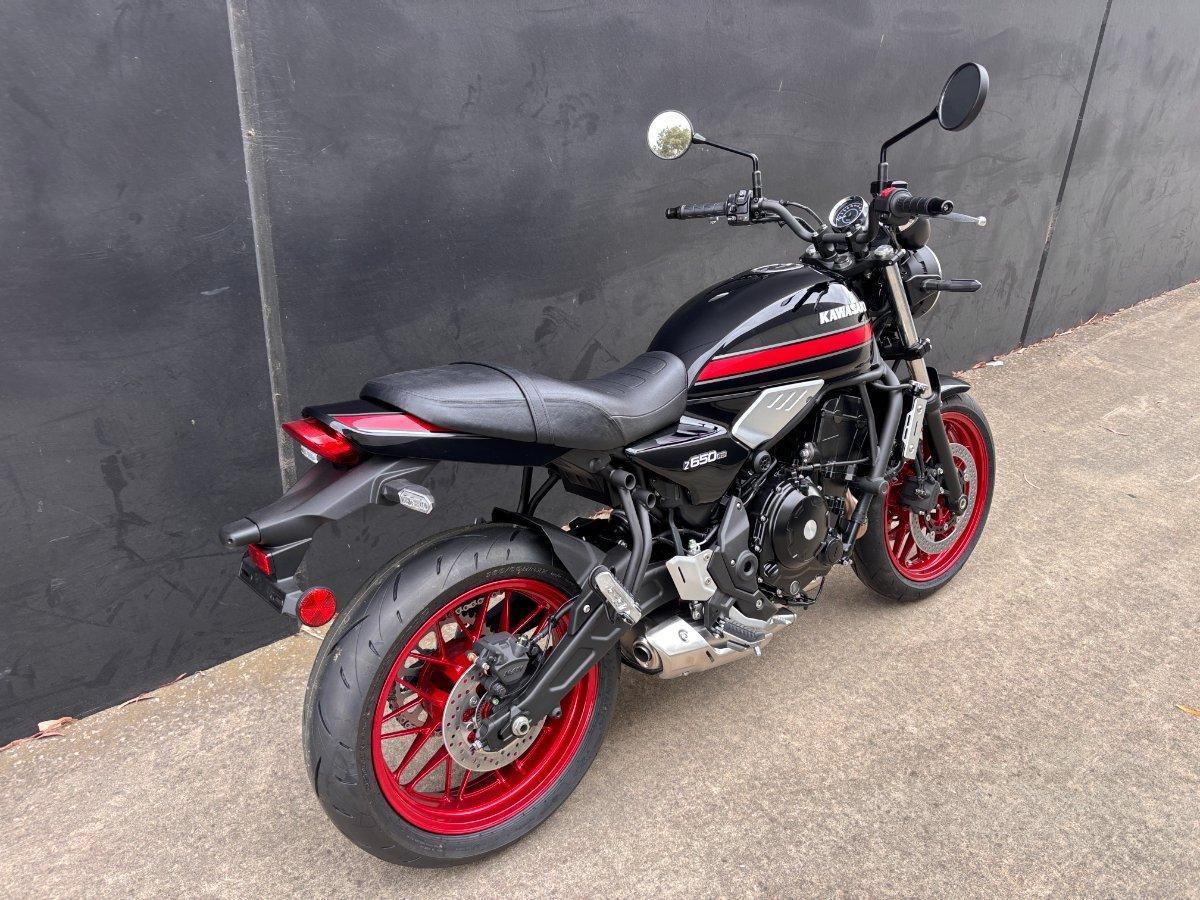 2025 KAWASAKI Z650 RS ROAD