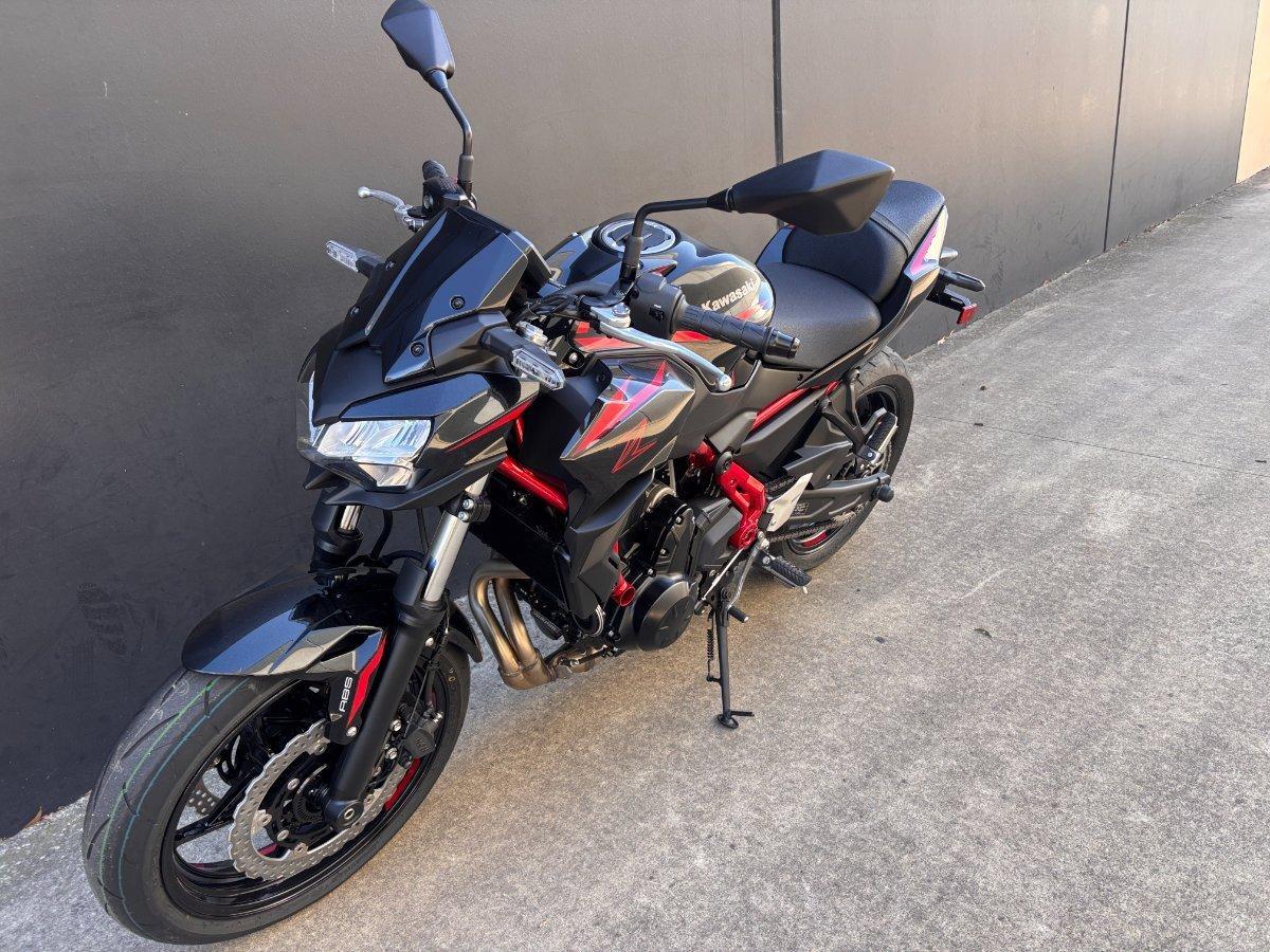 2025 KAWASAKI Z650 RS ROAD