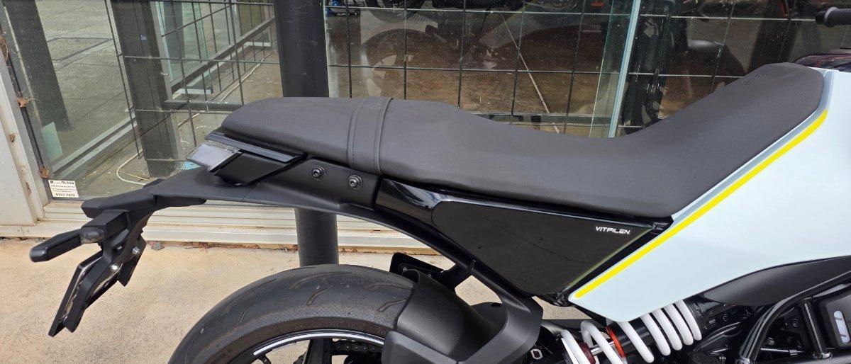 2024 HUSQVARNA VITPILEN 401 ROAD
