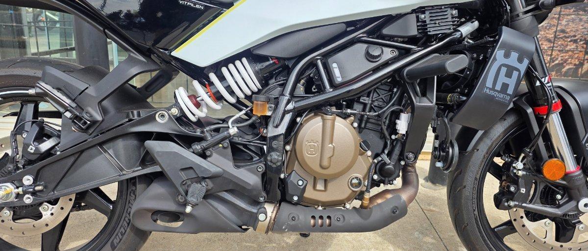 2024 HUSQVARNA VITPILEN 401 ROAD