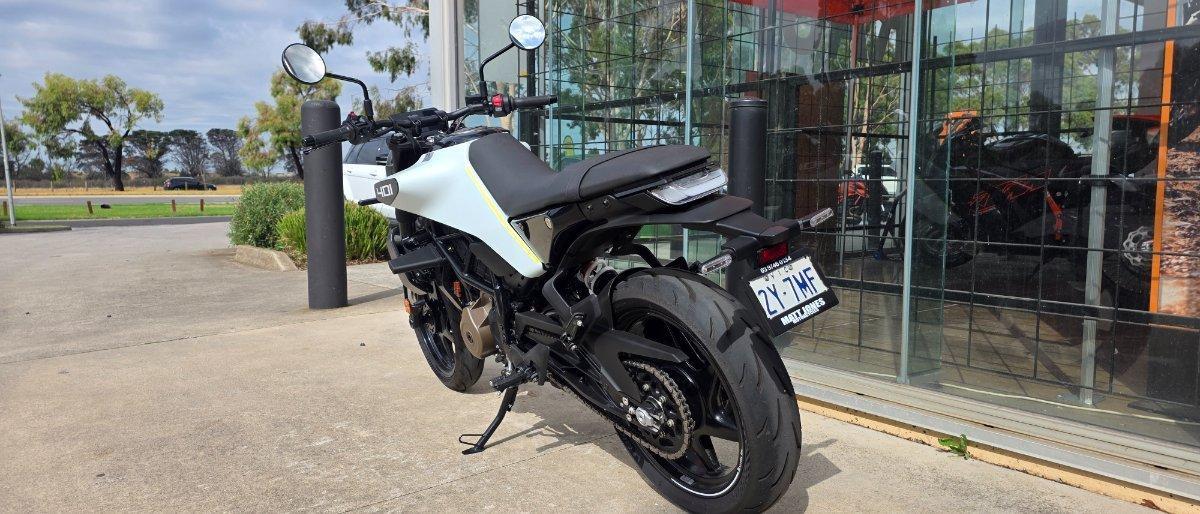 2024 HUSQVARNA VITPILEN 401 ROAD