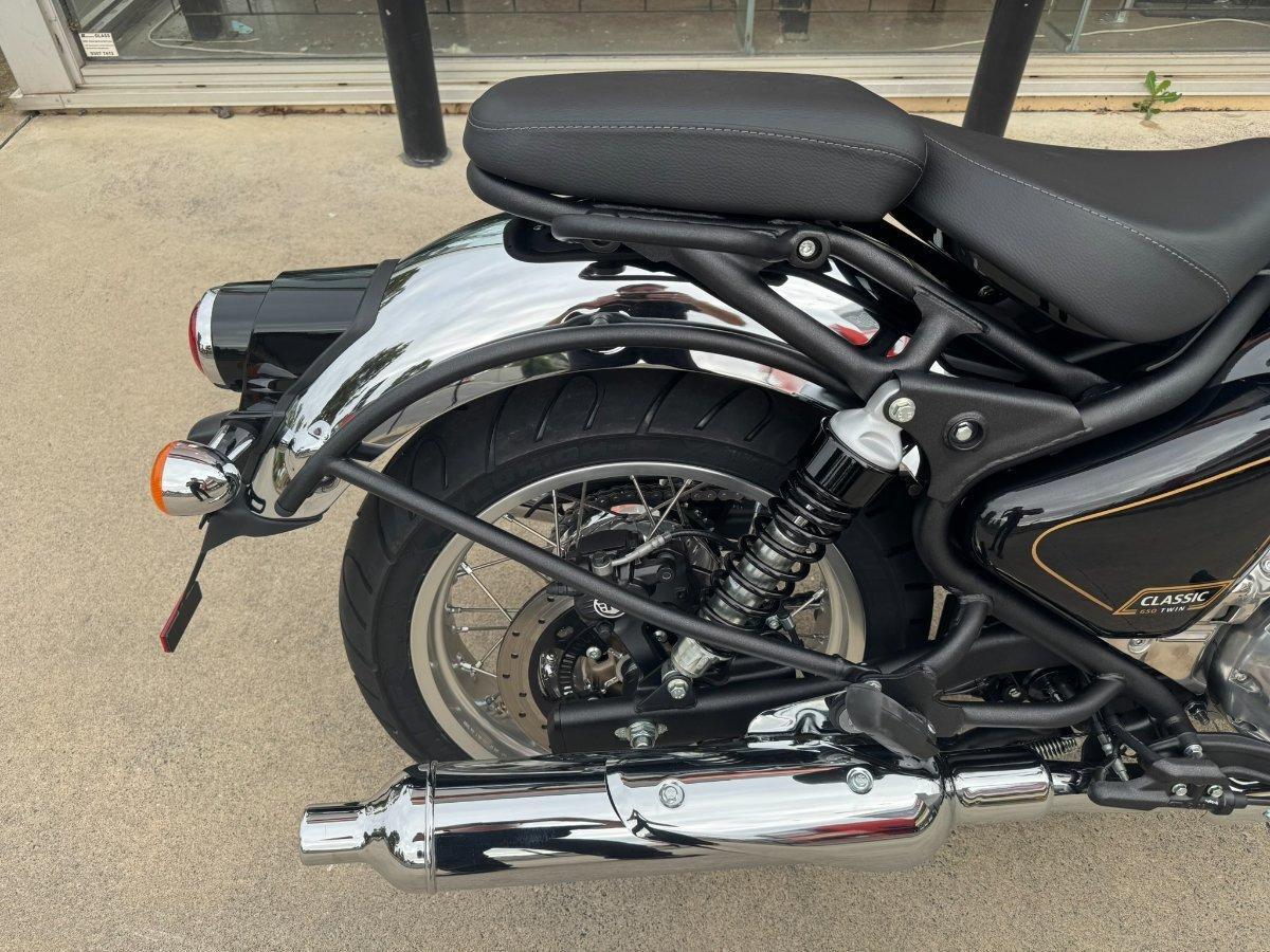 2025 ROYAL ENFIELD CLASSIC 650 TWIN ROAD