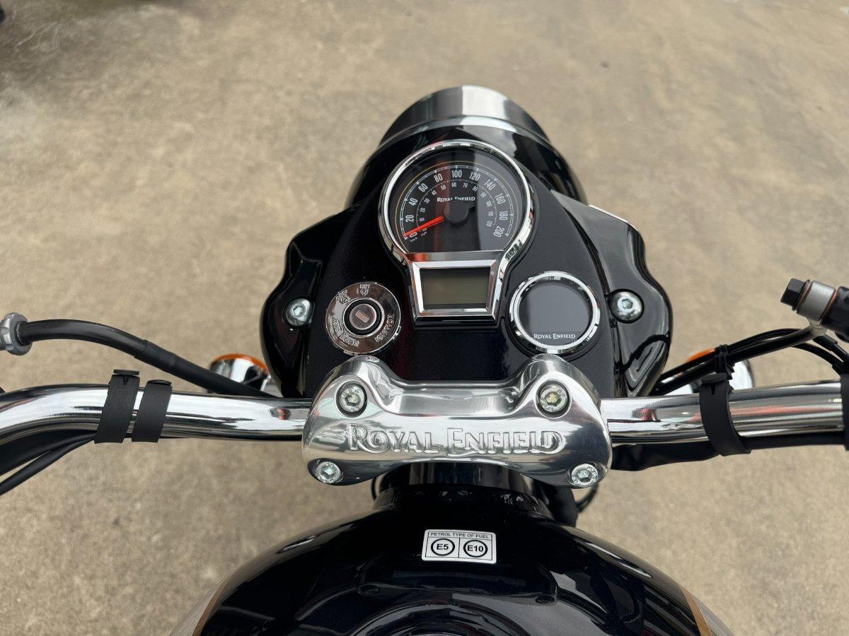 2025 ROYAL ENFIELD CLASSIC 650 TWIN ROAD