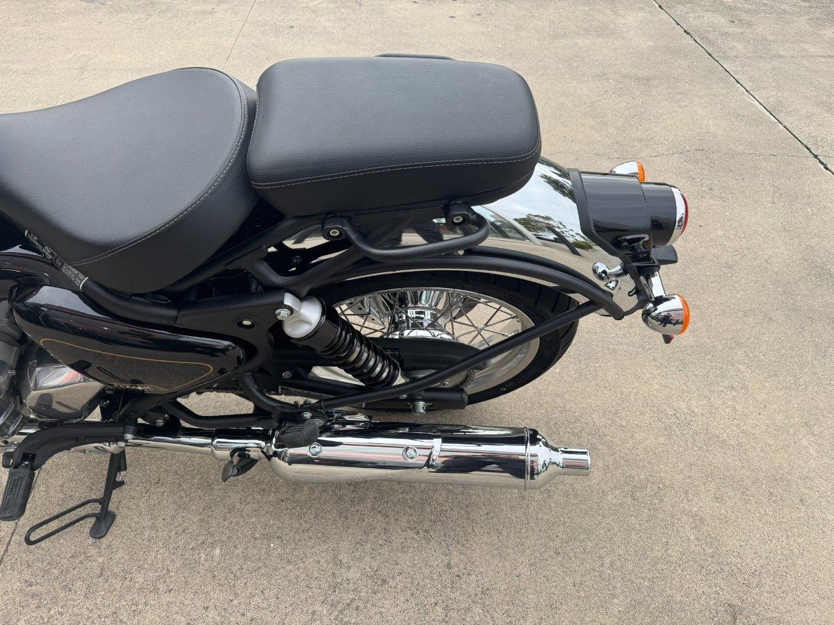 2025 ROYAL ENFIELD CLASSIC 650 TWIN ROAD