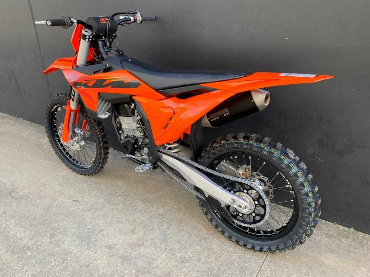 2025 KTM 450 SX-F MOTOCROSS