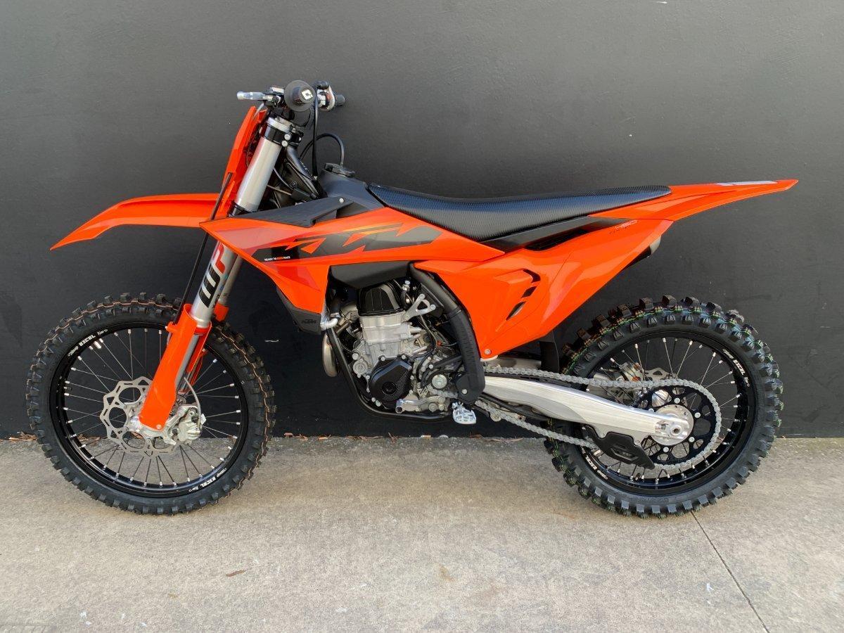 2025 KTM 450 SX-F MOTOCROSS