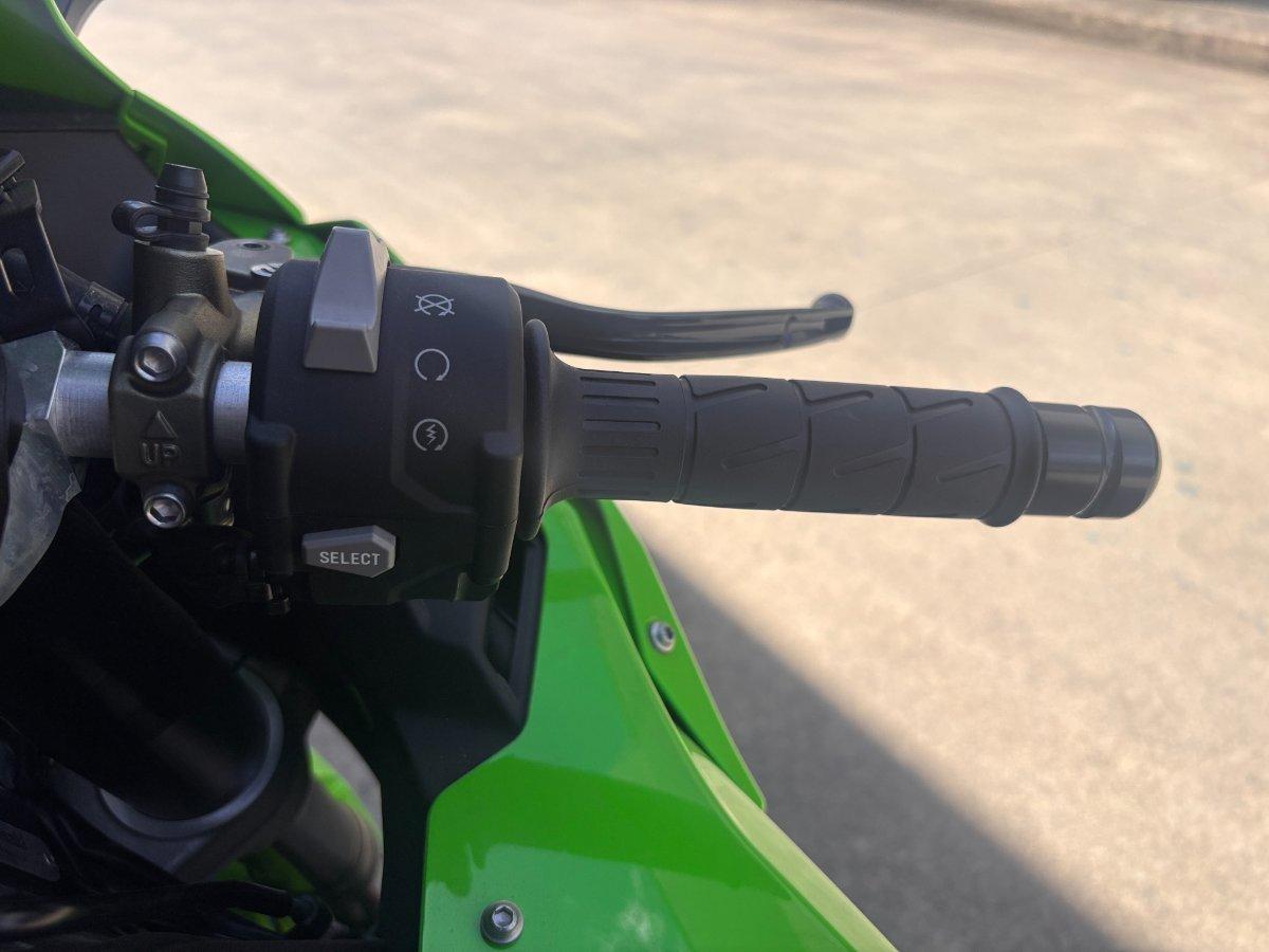 2025 KAWASAKI NINJA ZX-10R SPORTS