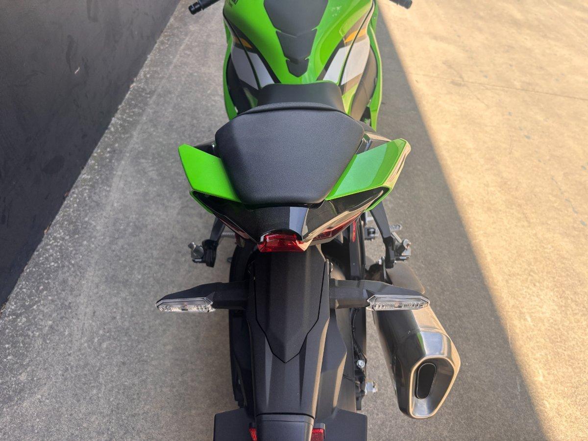 2025 KAWASAKI NINJA ZX-10R SPORTS