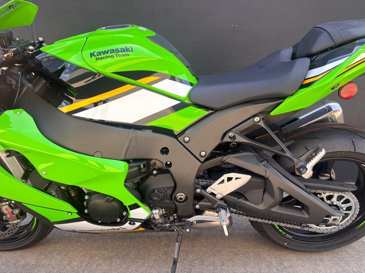 2025 KAWASAKI NINJA ZX-10R SPORTS