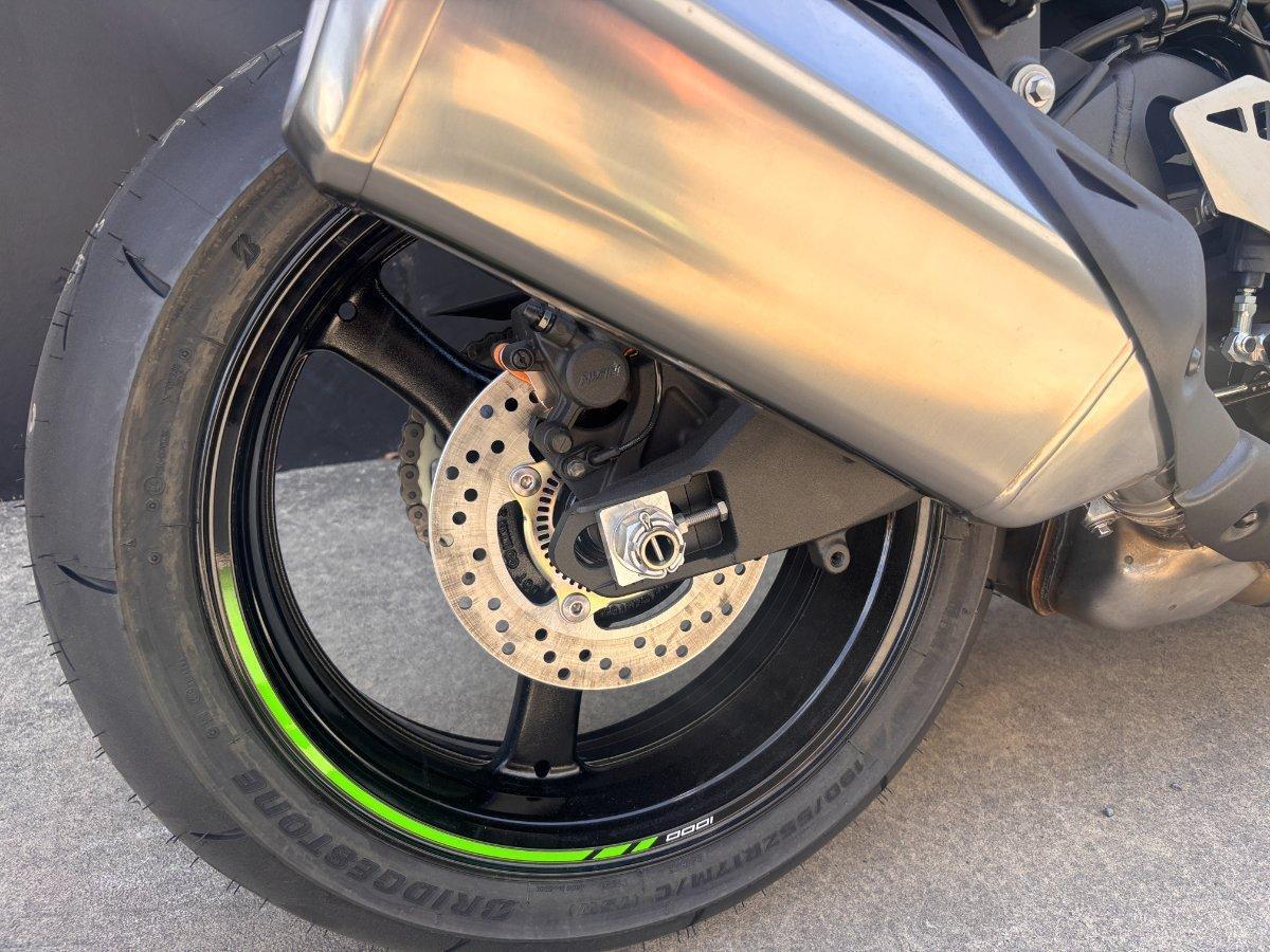 2025 KAWASAKI NINJA ZX-10R SPORTS