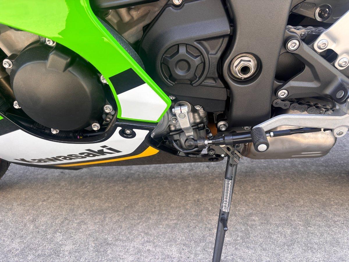 2025 KAWASAKI NINJA ZX-10R SPORTS