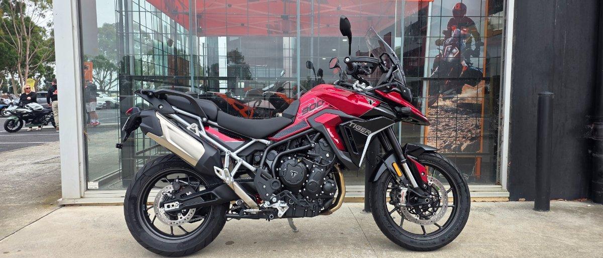2025 TRIUMPH TIGER 900 GT PRO DUAL SPORTS