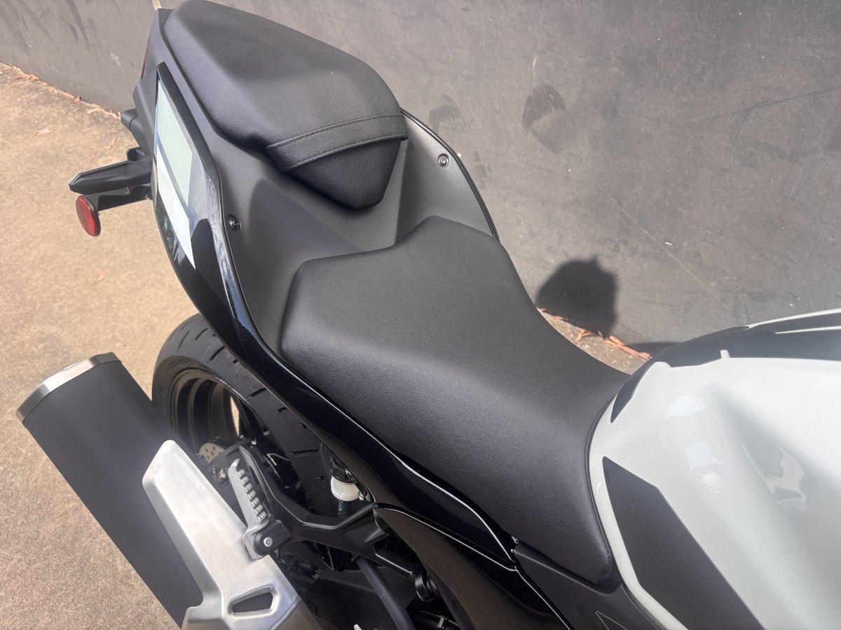 2026 KAWASAKI NINJA 500 SE (LAMS) SPORTS