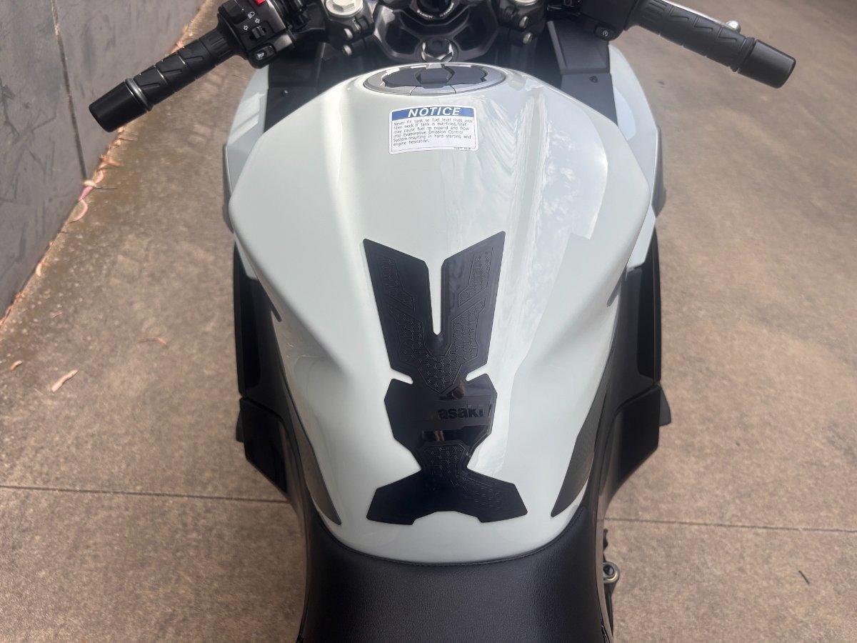 2026 KAWASAKI NINJA 500 SE (LAMS) SPORTS