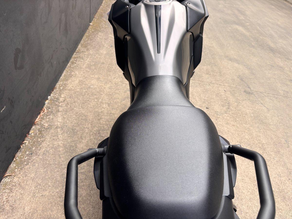 2026 KAWASAKI VERSYS-X 300 SPORTS