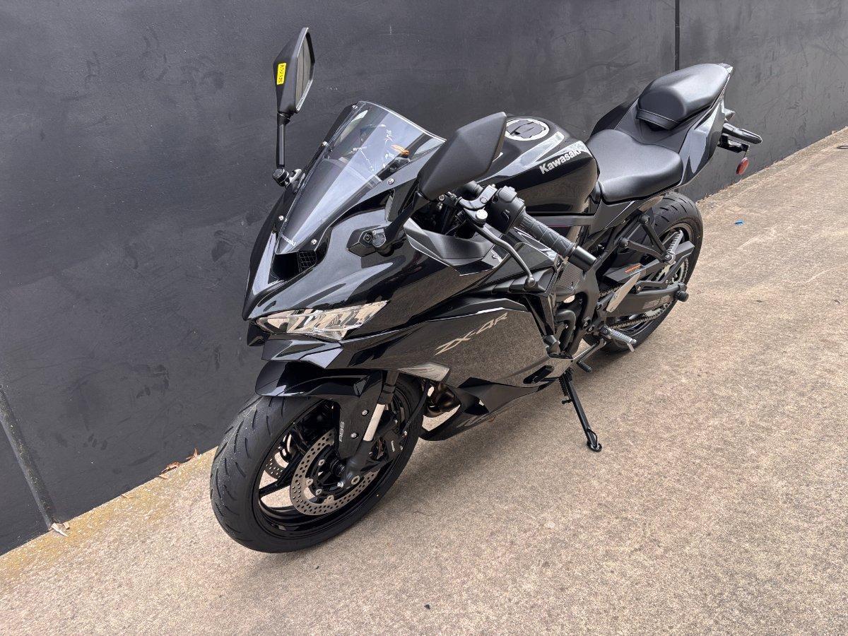 2026 KAWASAKI NINJA 400 ZX-4R SPORTS