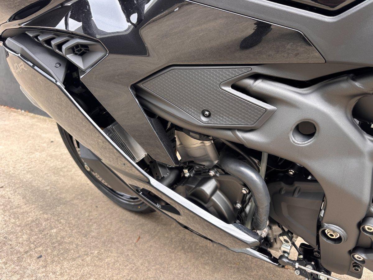 2026 KAWASAKI NINJA 400 ZX-4R SPORTS