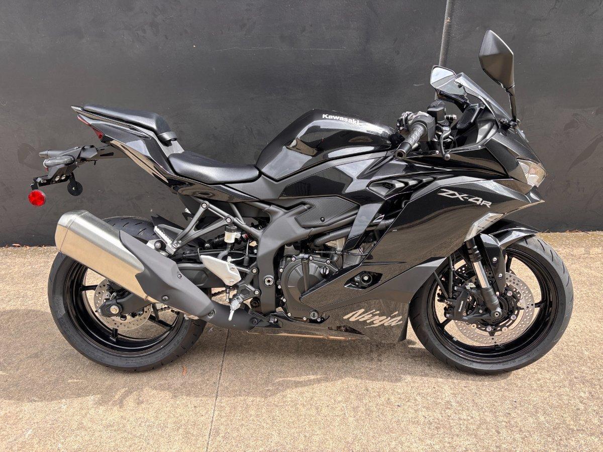 2026 KAWASAKI NINJA 400 ZX-4R SPORTS