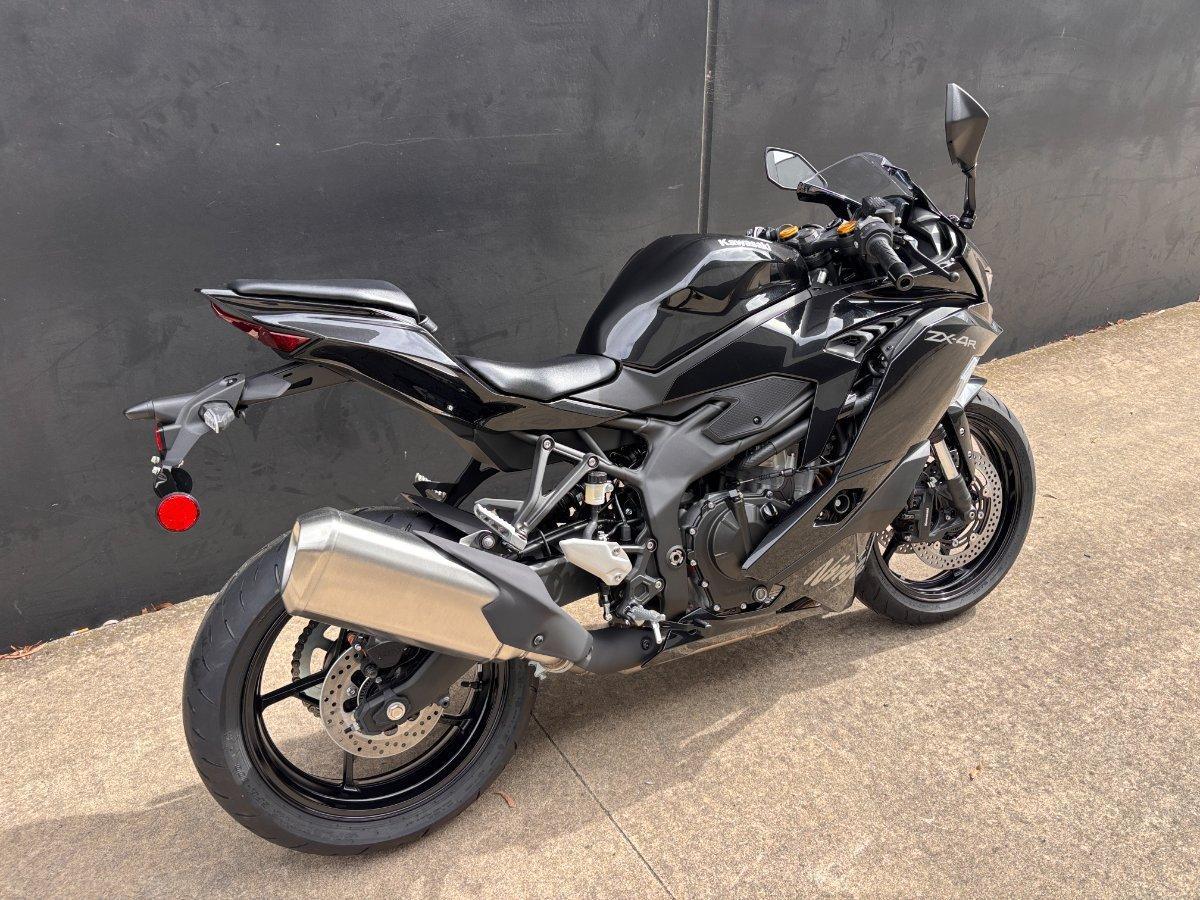 2026 KAWASAKI NINJA 400 ZX-4R SPORTS