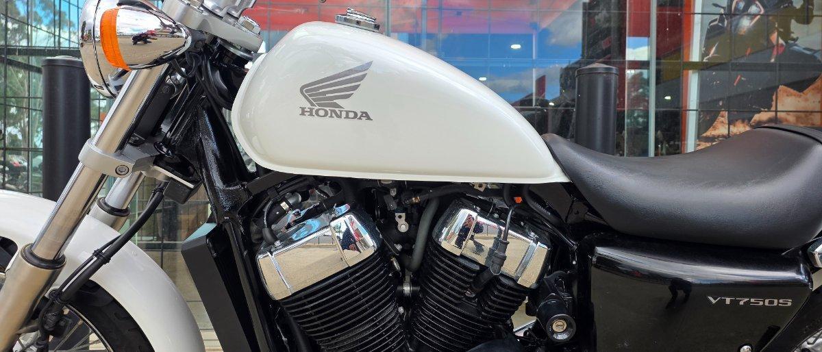 2010 HONDA VT750S CRUISER