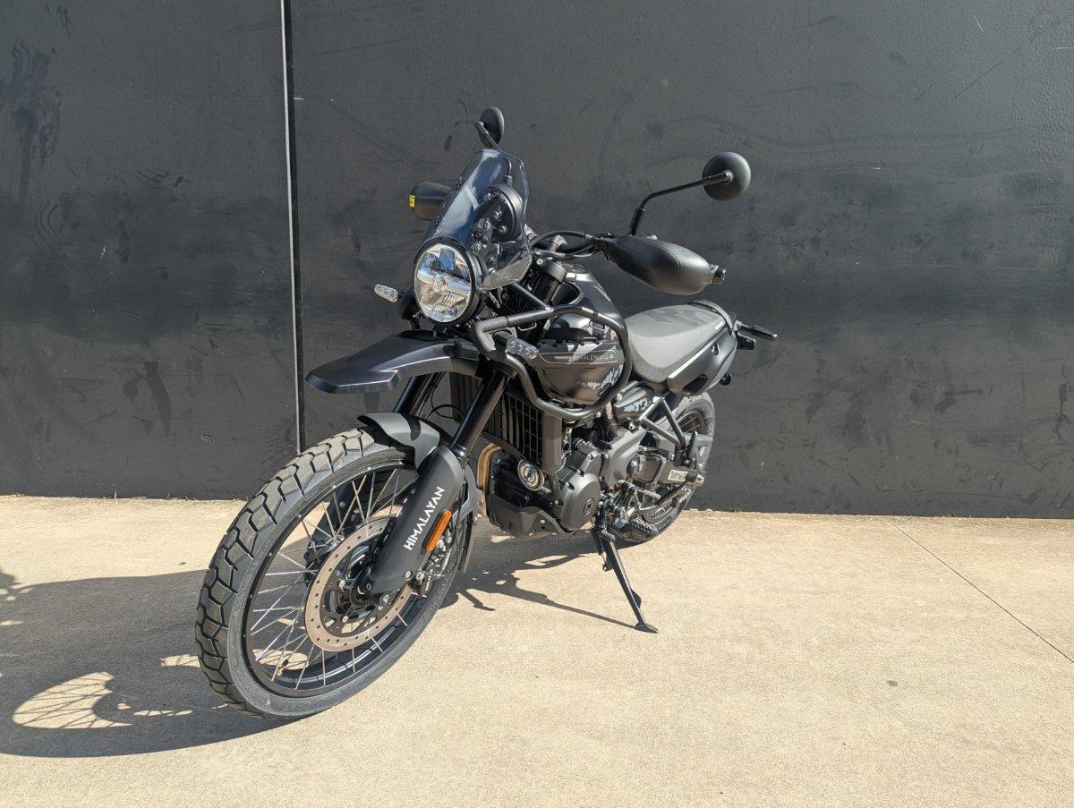 2026 ROYAL ENFIELD HIMALAYAN 450 450 MANA BLACK EDITION ROAD