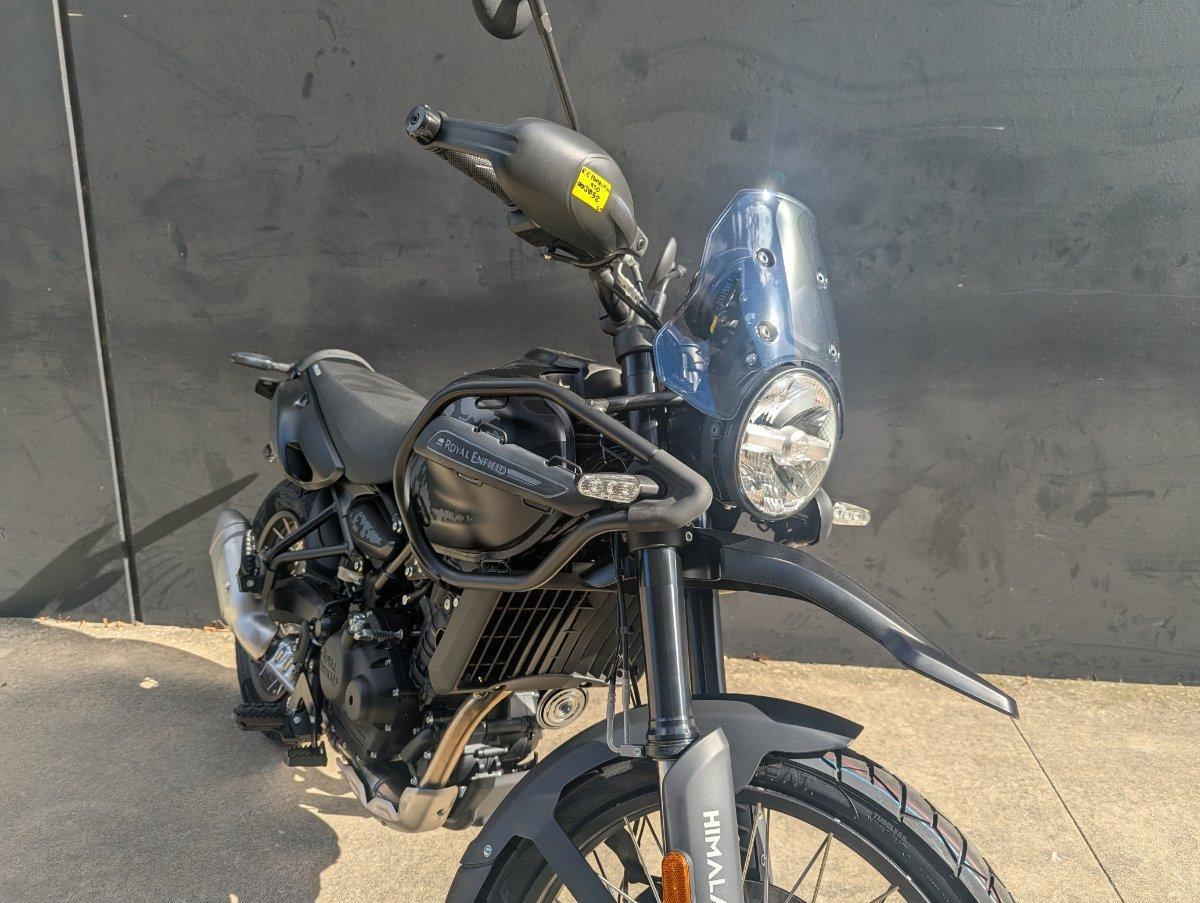 2026 ROYAL ENFIELD HIMALAYAN 450 450 MANA BLACK EDITION ROAD