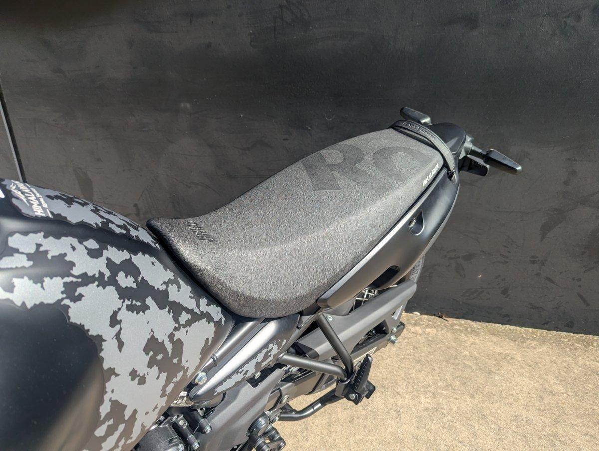 2026 ROYAL ENFIELD HIMALAYAN 450 450 MANA BLACK EDITION ROAD