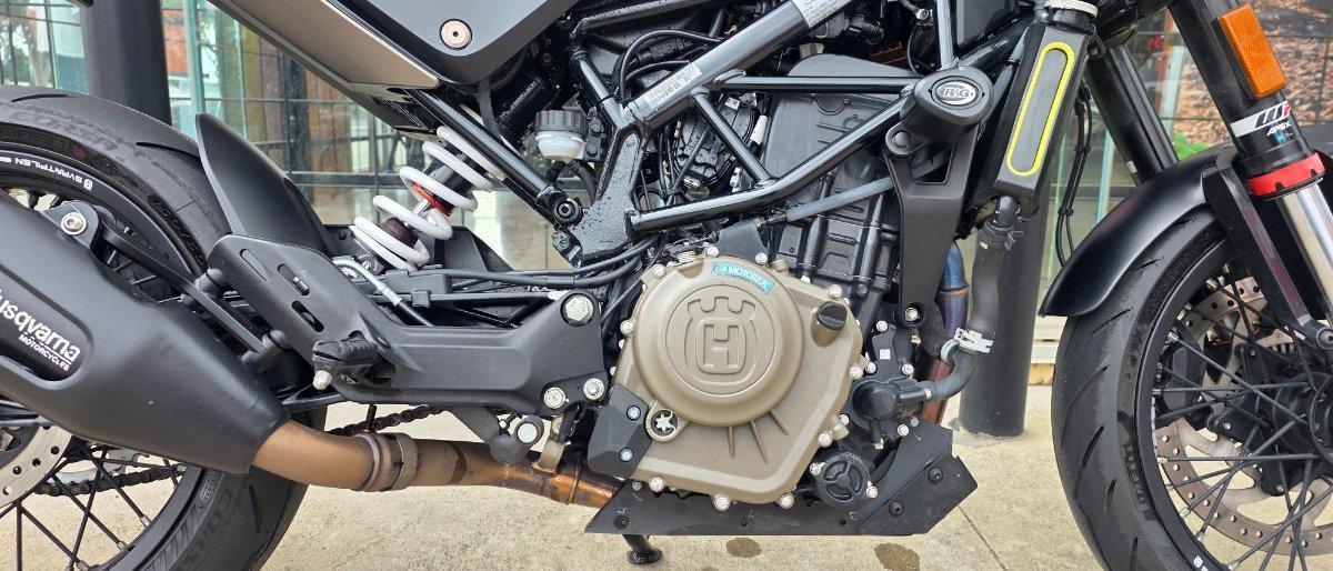 2022 HUSQVARNA SVARTPILEN 401 ROAD