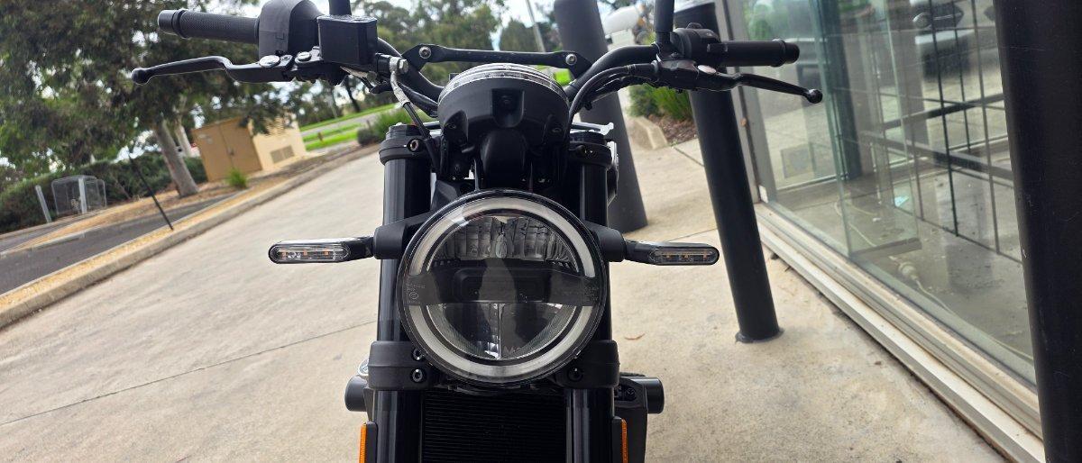2022 HUSQVARNA SVARTPILEN 401 ROAD