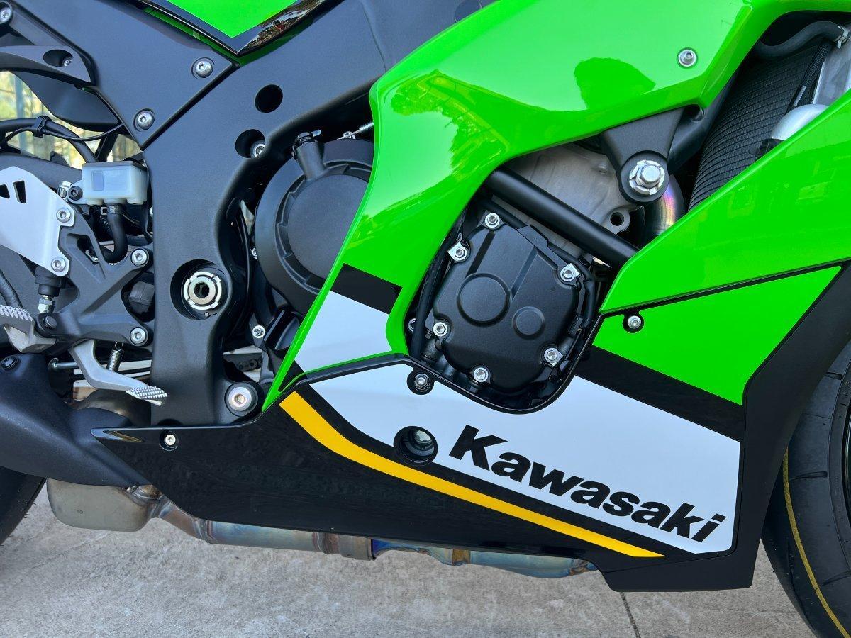 2025 KAWASAKI NINJA ZX-10R SPORTS