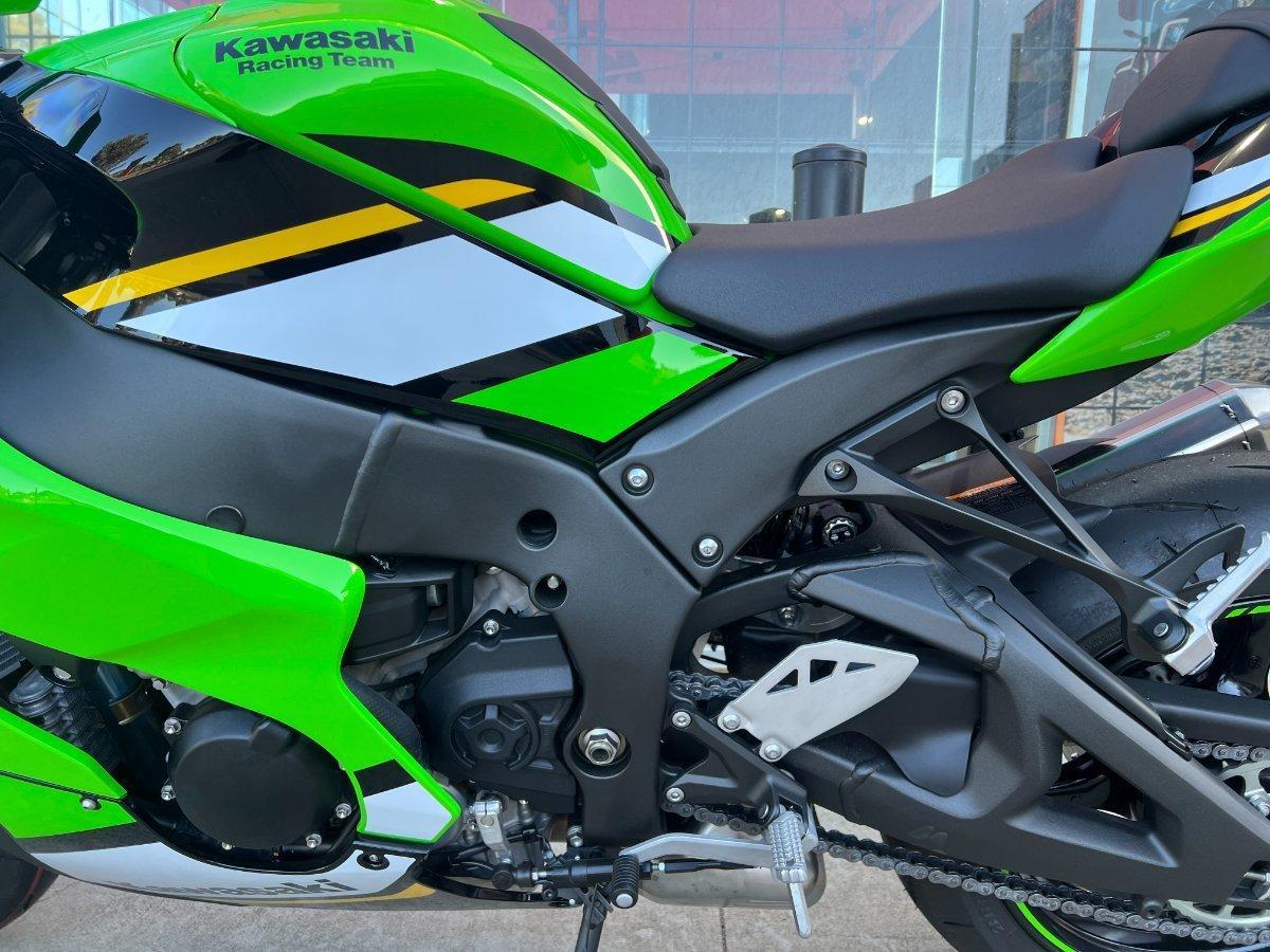 2025 KAWASAKI NINJA ZX-10R SPORTS