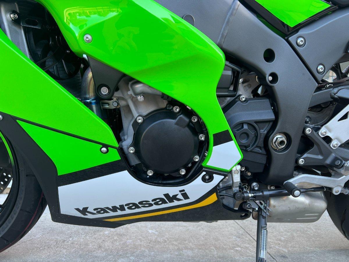 2025 KAWASAKI NINJA ZX-10R SPORTS