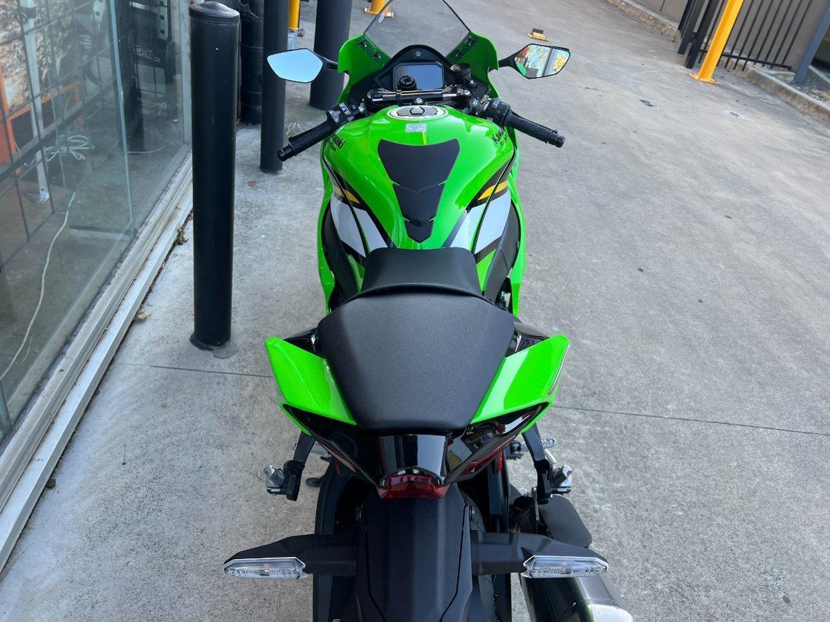 2025 KAWASAKI NINJA ZX-10R SPORTS