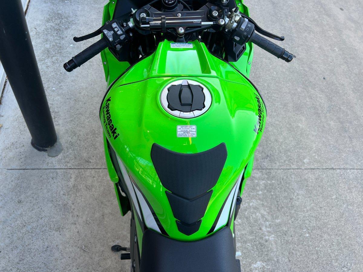 2025 KAWASAKI NINJA ZX-10R SPORTS