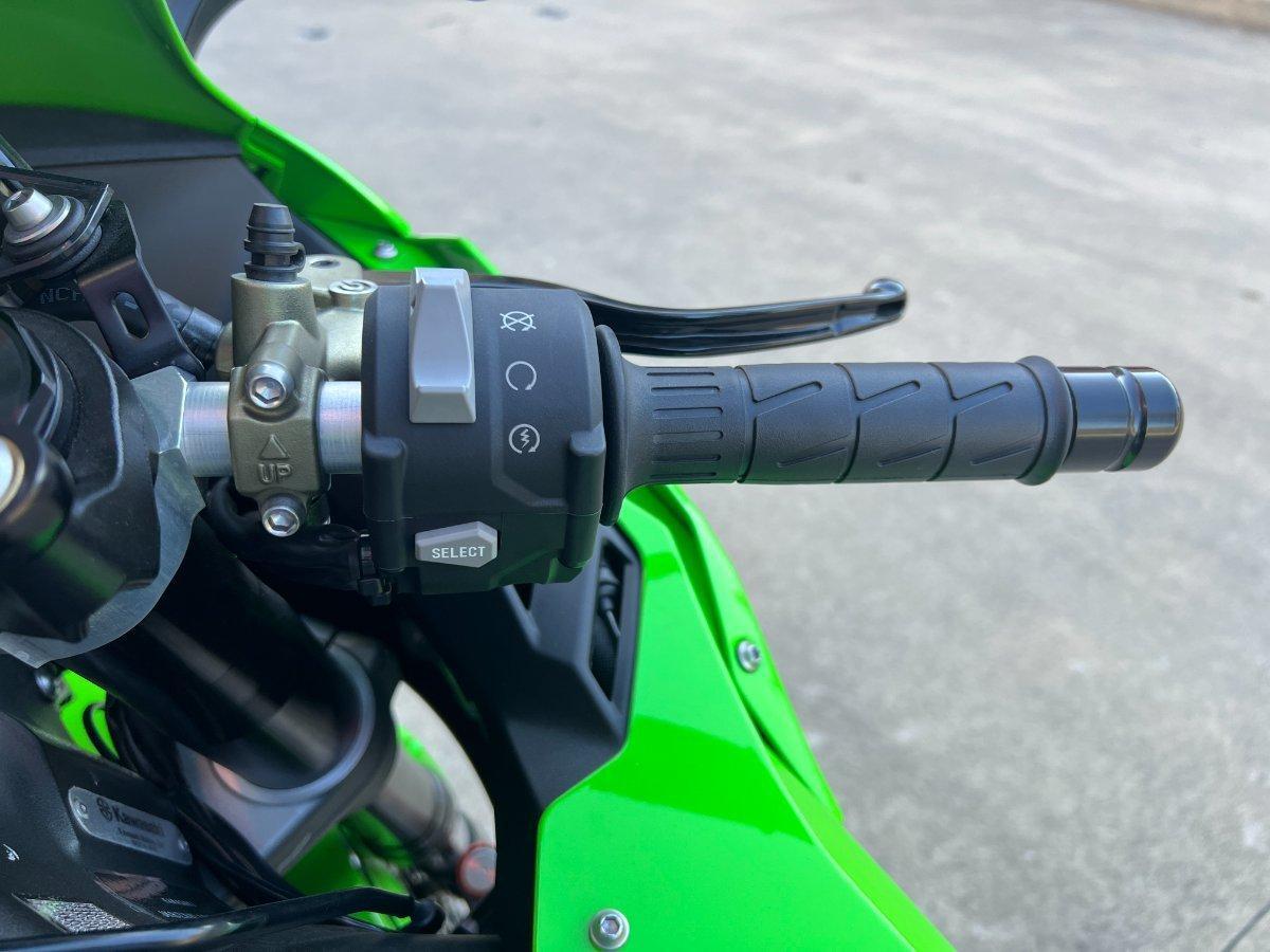 2025 KAWASAKI NINJA ZX-10R SPORTS