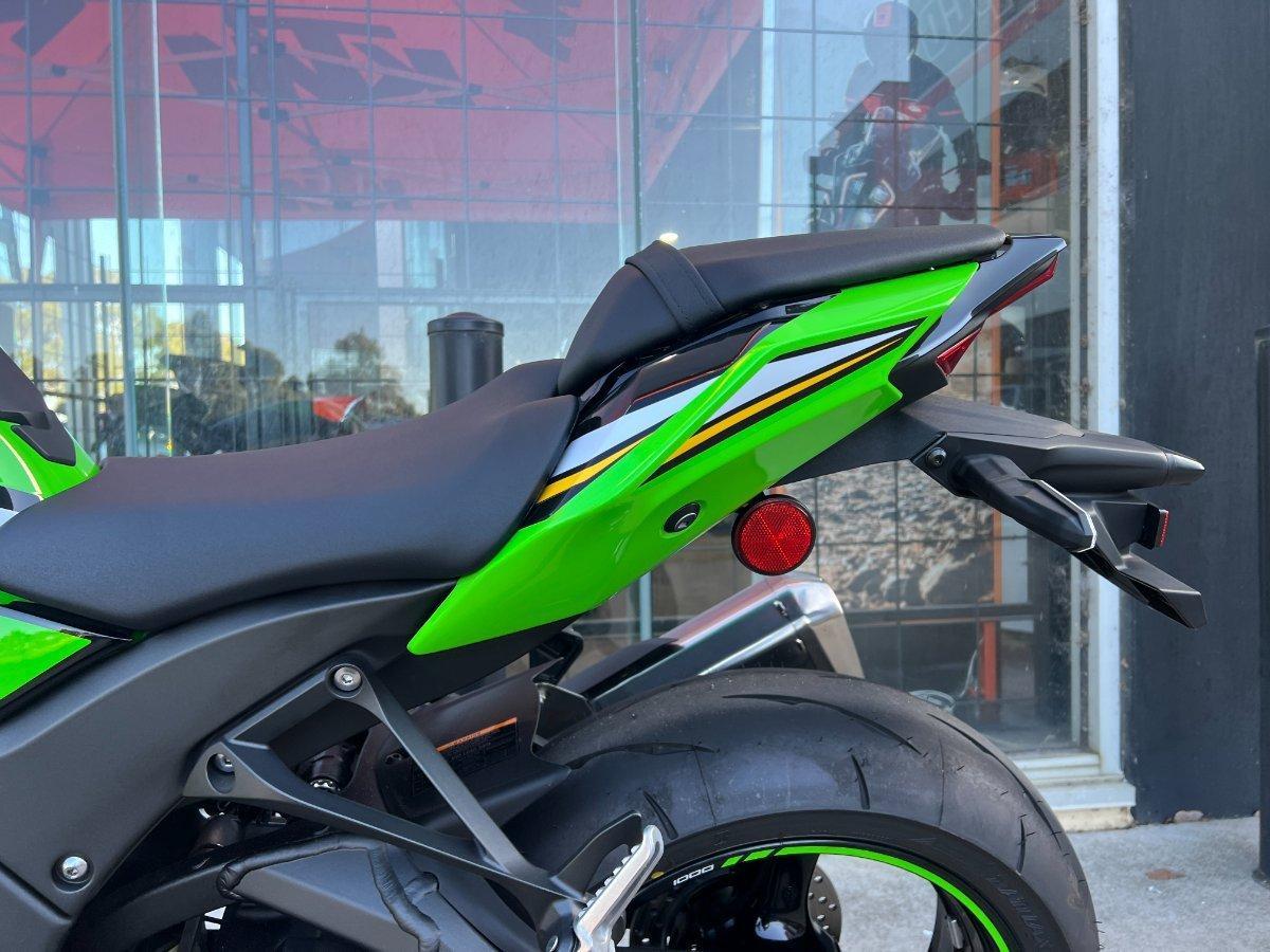 2025 KAWASAKI NINJA ZX-10R SPORTS