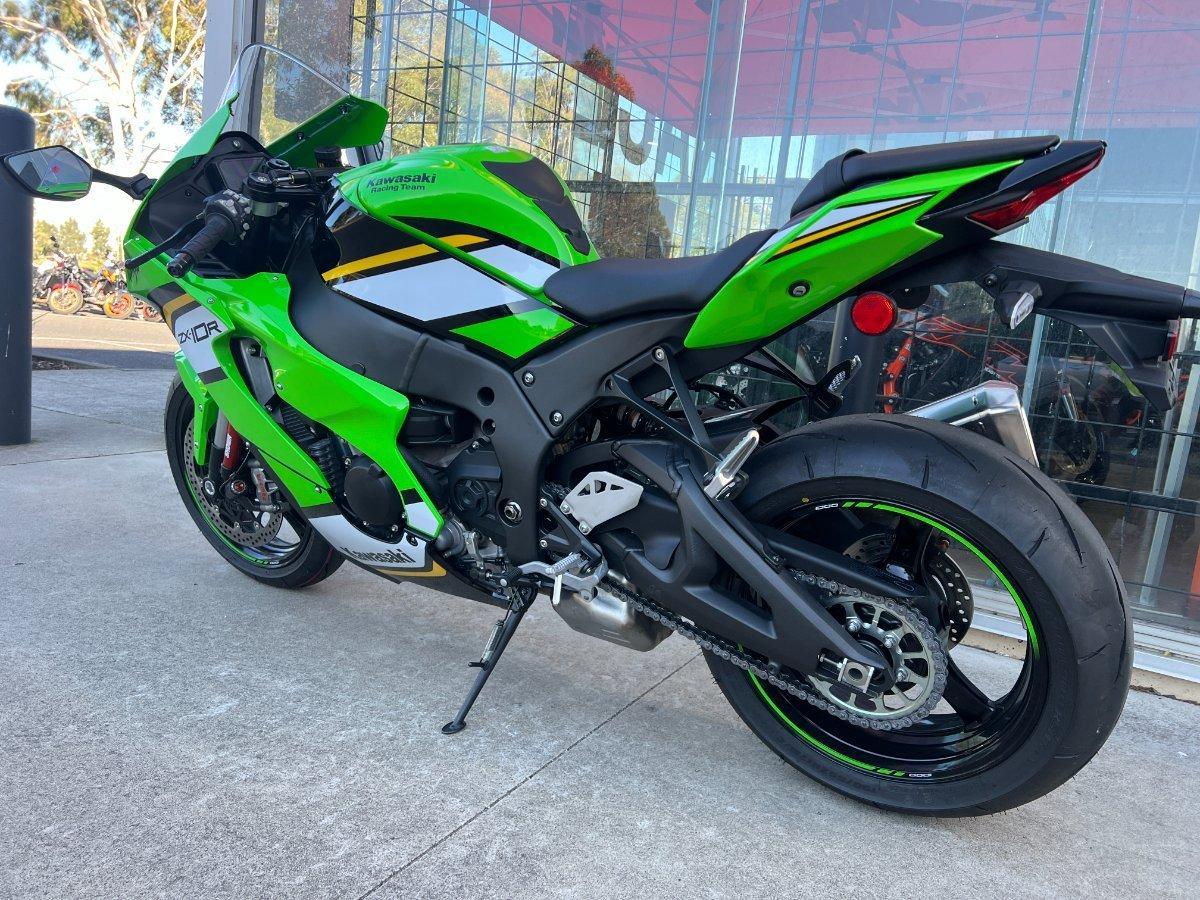 2025 KAWASAKI NINJA ZX-10R SPORTS