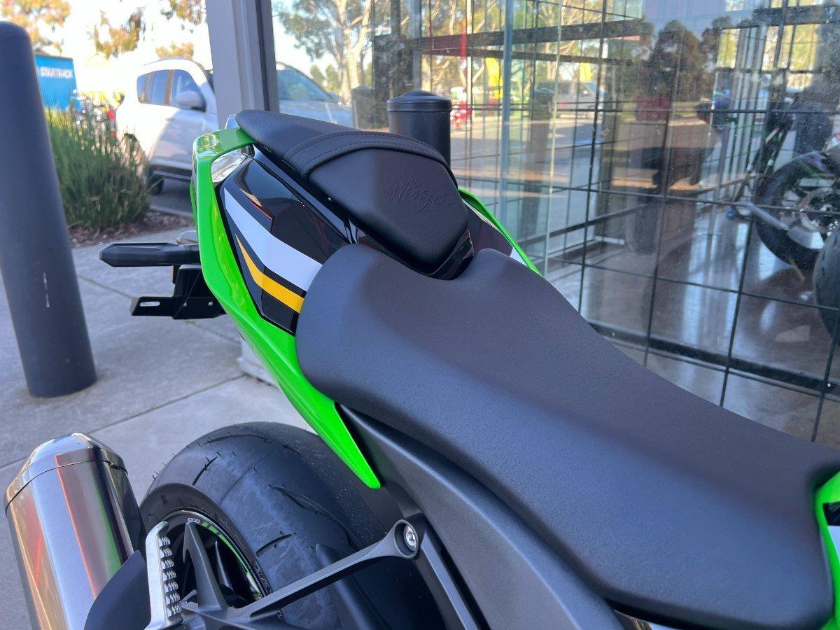 2025 KAWASAKI NINJA ZX-10R SPORTS