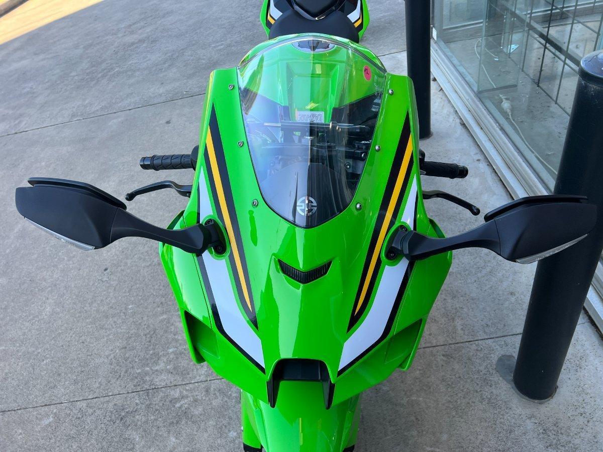 2025 KAWASAKI NINJA ZX-10R SPORTS