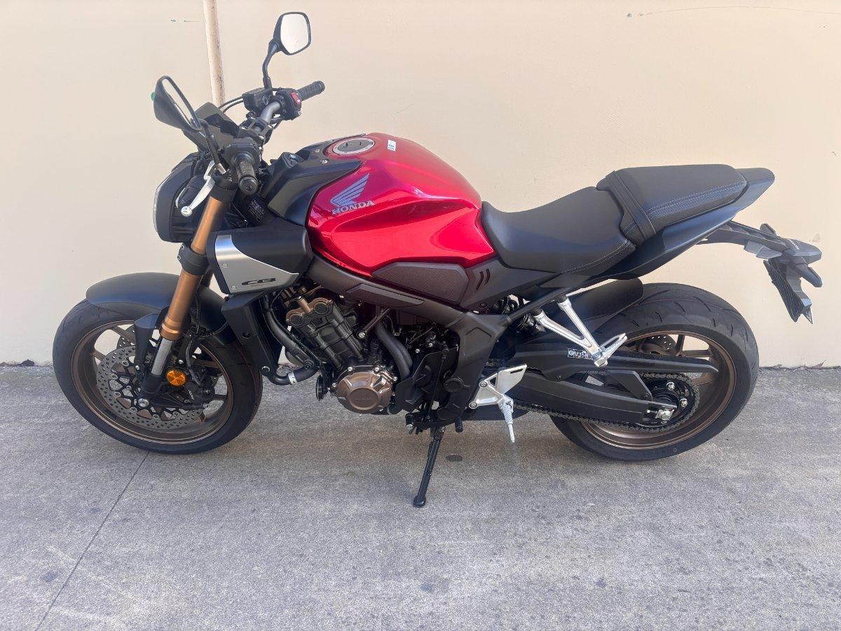 2025 HONDA CB650R SPORTS