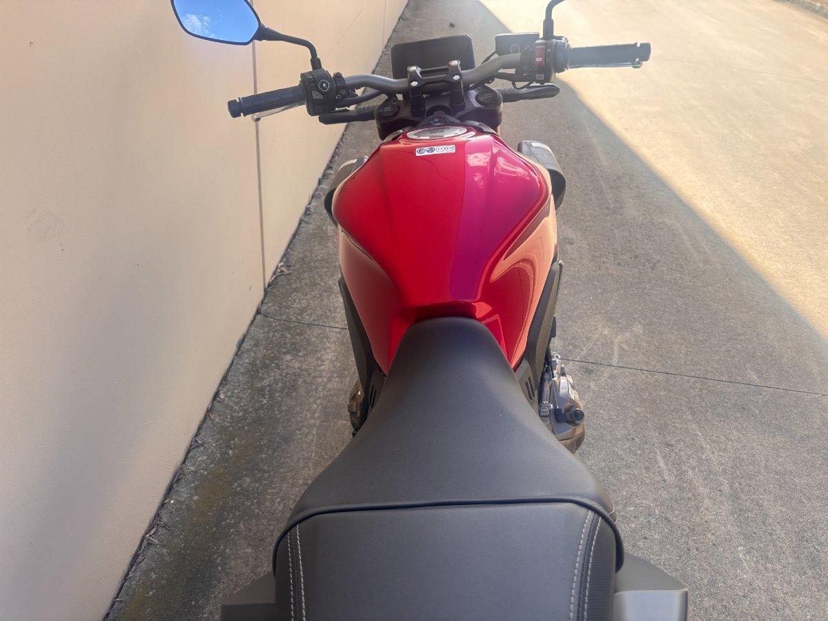 2025 HONDA CB650R SPORTS