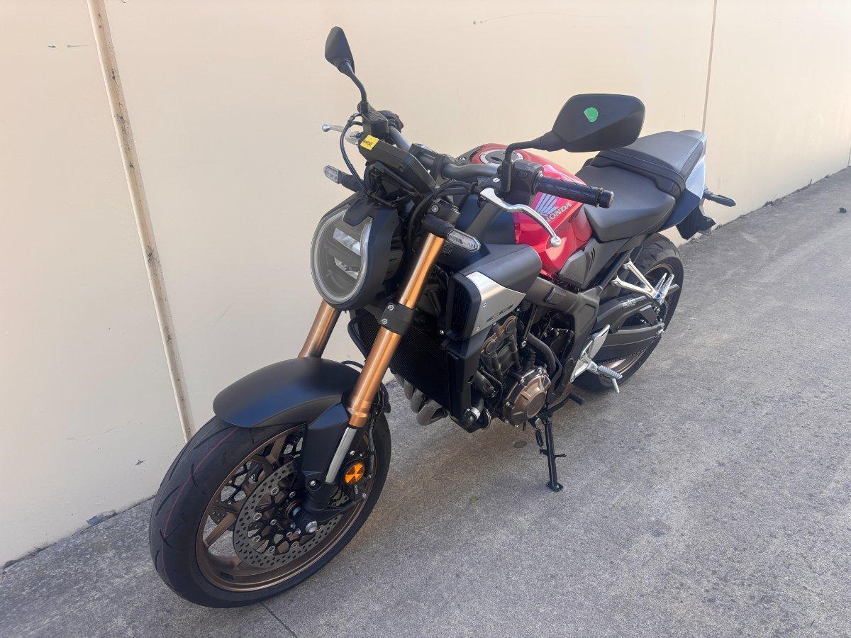 2025 HONDA CB650R SPORTS