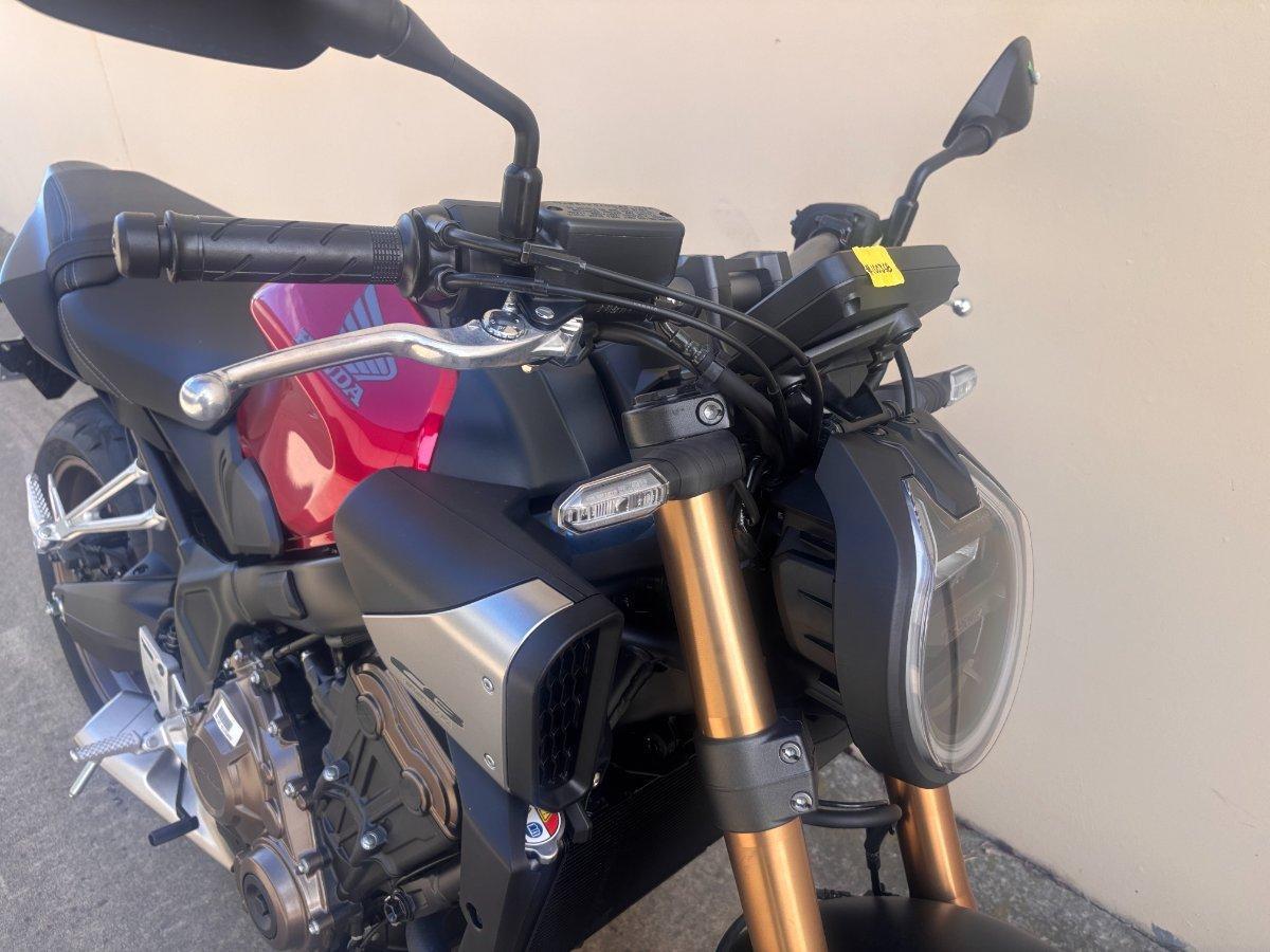 2025 HONDA CB650R SPORTS