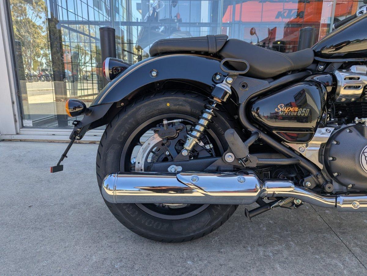 2026 ROYAL ENFIELD SUPER METEOR 650 ROAD