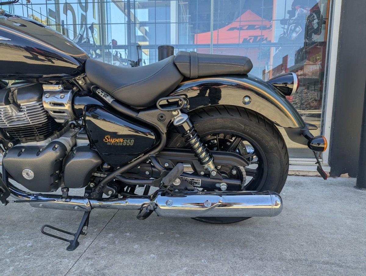 2026 ROYAL ENFIELD SUPER METEOR 650 ROAD